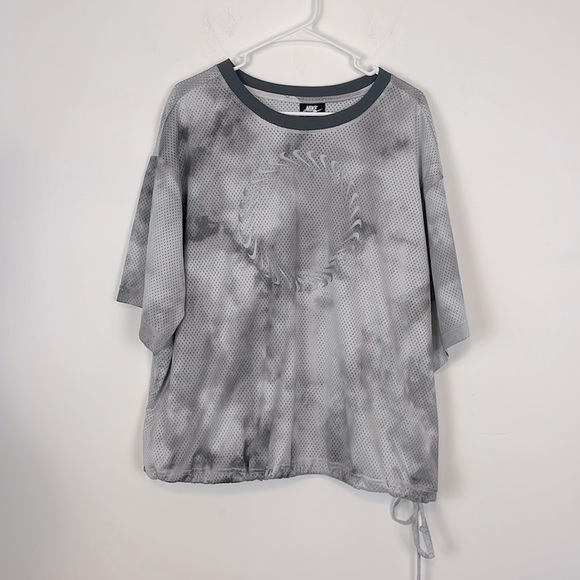 Nike Woman’s SPTCAS Short Sleeve Jersey Pullover Shirt. Plus Size 2X. Grey. - Picture 4 of 14